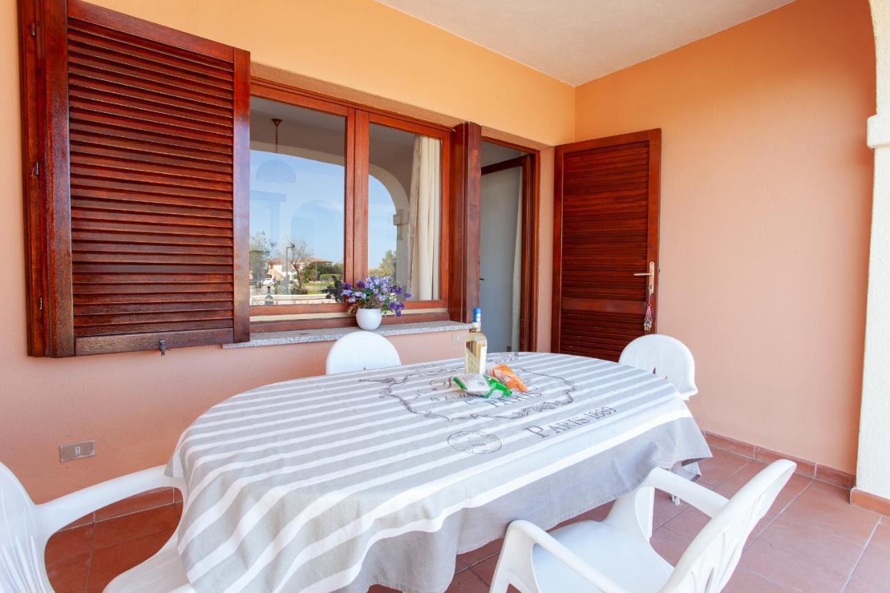 Residence Cinta 5 San Teodoro  Esterno foto