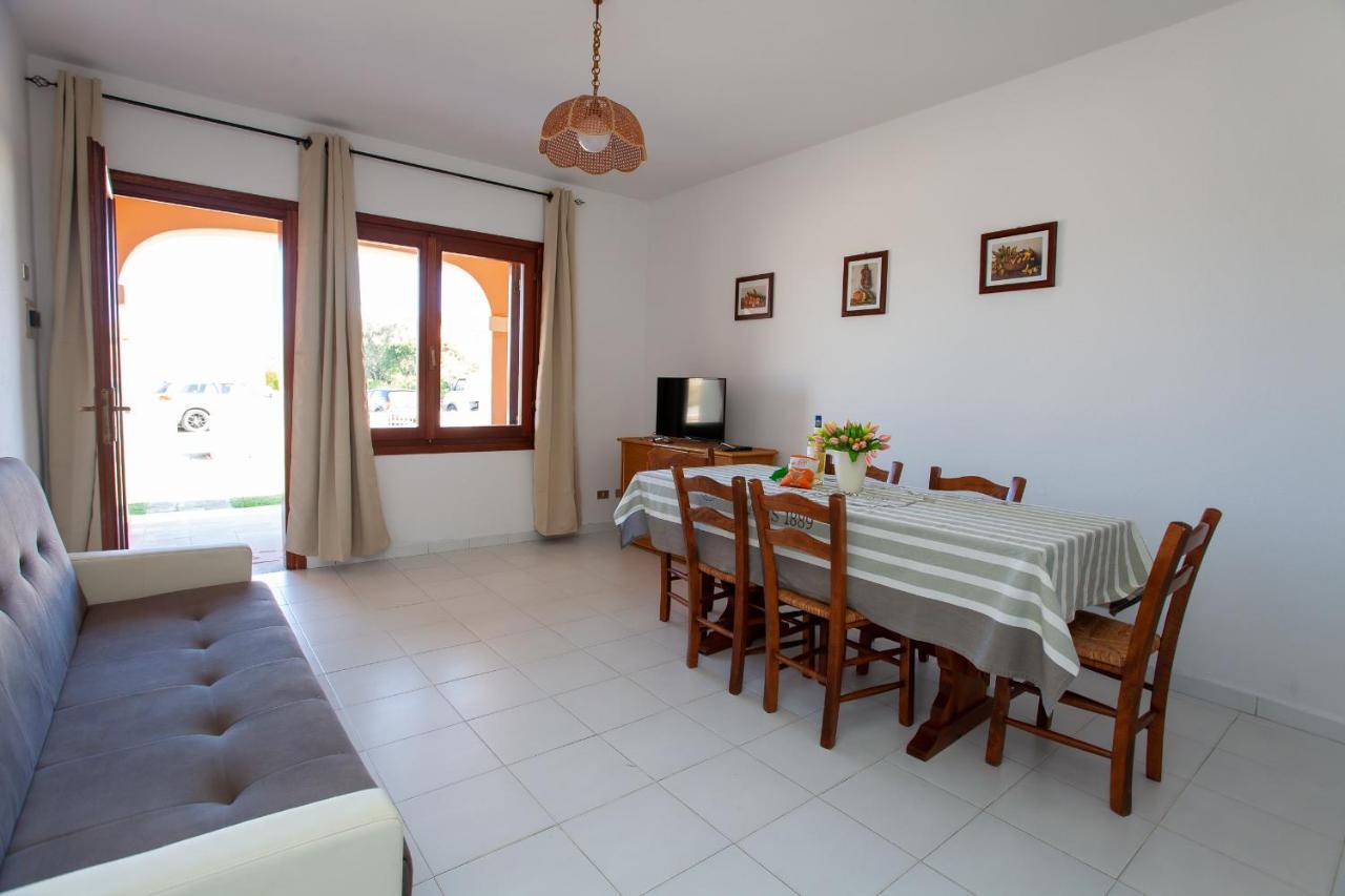 Residence Cinta 5 San Teodoro  Esterno foto