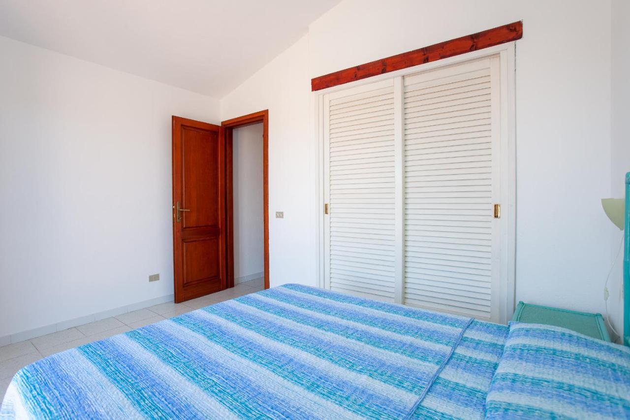 Residence Cinta 5 San Teodoro  Esterno foto